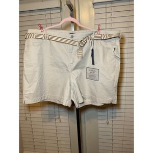 Bandolino Amalia Shorts Flawless Stretch Belted Comfort‎ Fit Women's Size